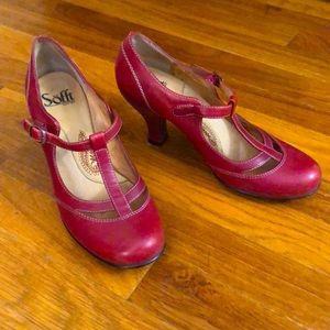Sofft T-Strap Heels